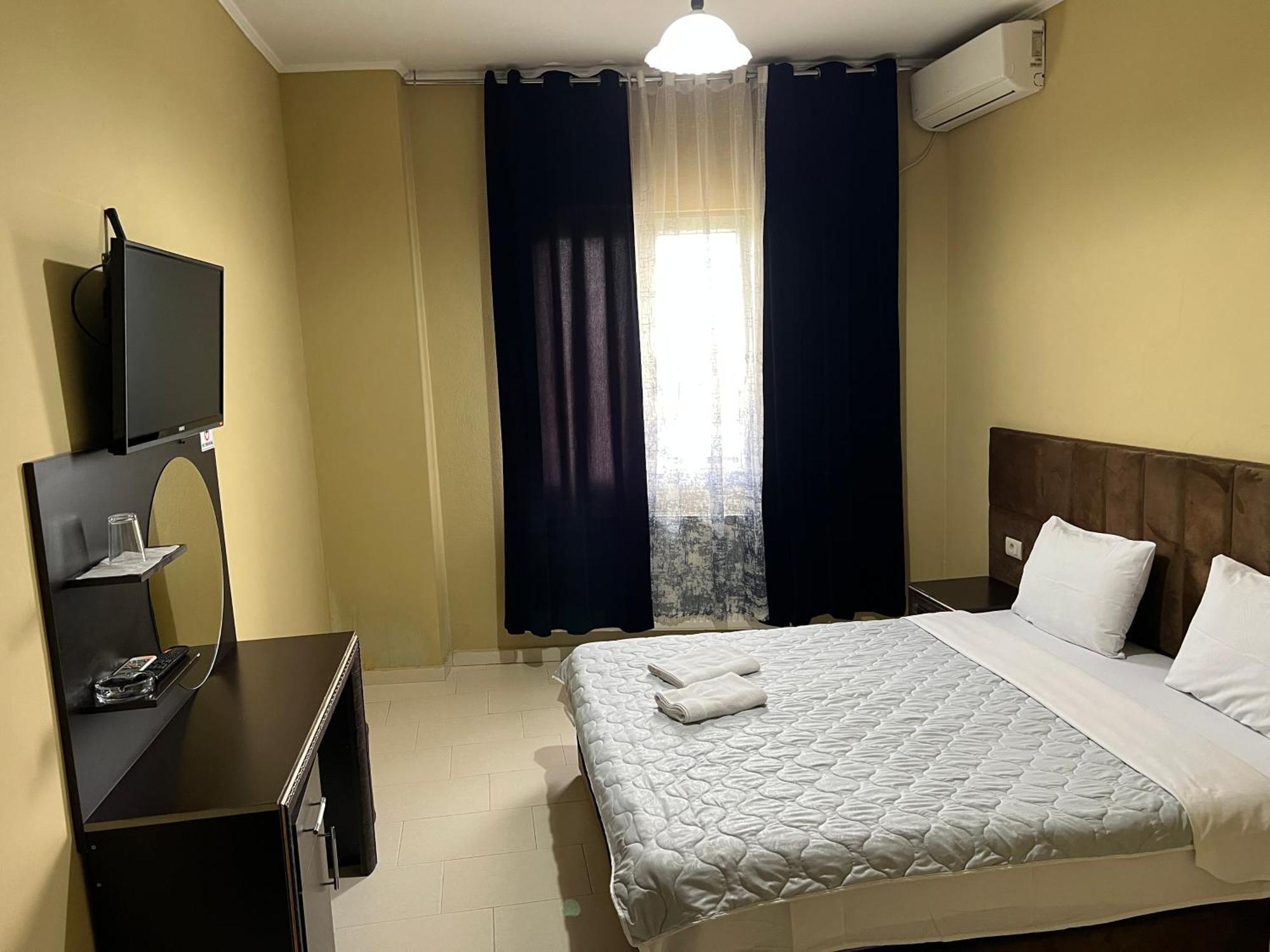 Hotel Yal Restaurant Тетово Экстерьер фото