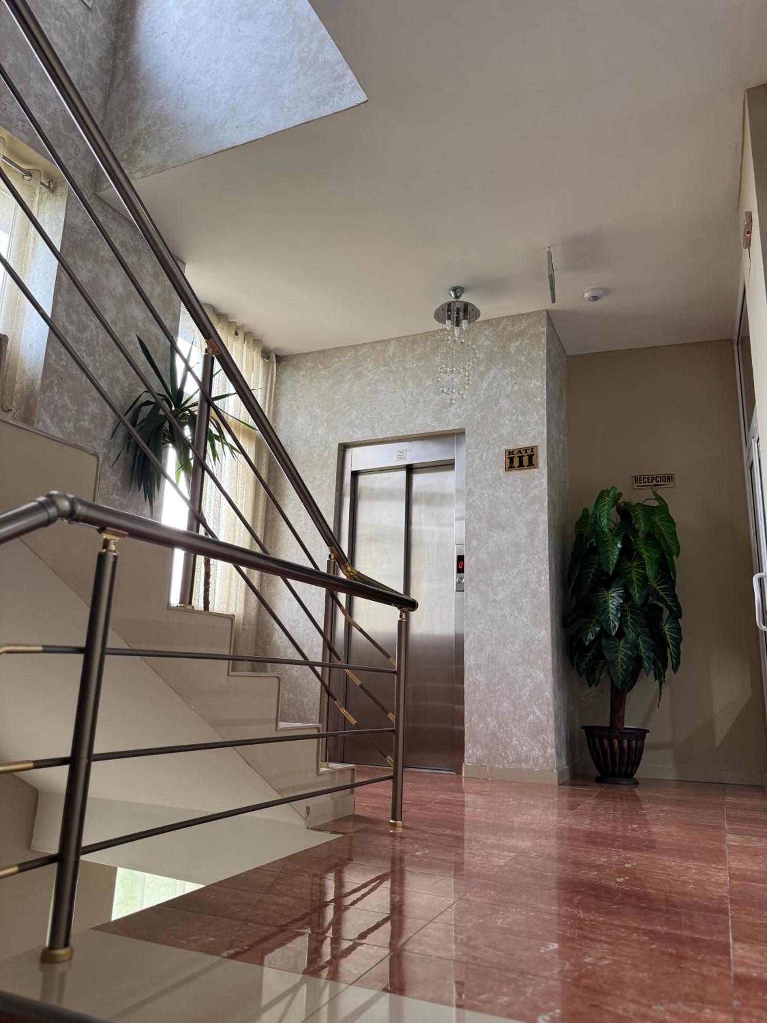 Hotel Yal Restaurant Тетово Экстерьер фото